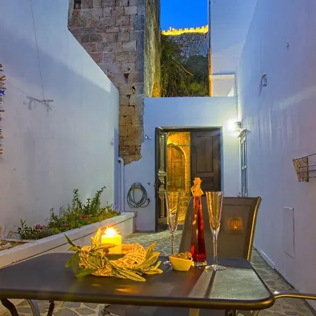Tholos Villa Lindos (Rhodes)